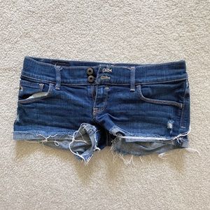 NWOT Abercrombie kids distressed denim shorts